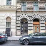 - Donau Apartamento