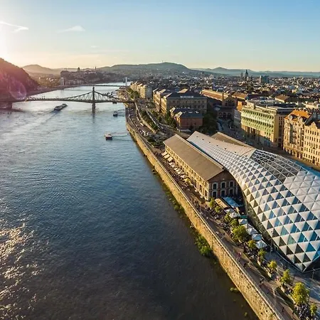 - Donau Apartamento Budapeste